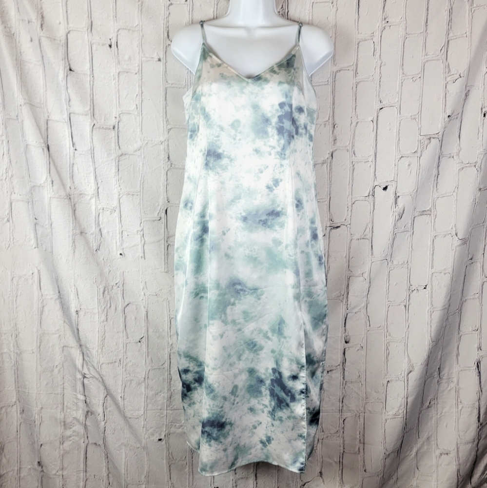 Abercrombie & Fitch blue tie dye satin v cut neckline front slit short dress
